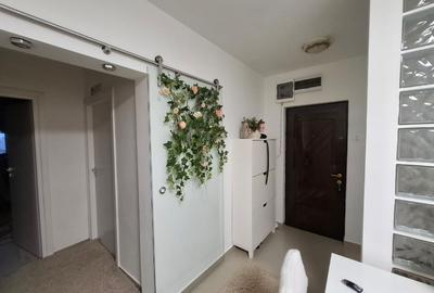 Apartament cu 3 camere decomandat în Giurgiului - 5