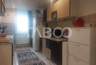 Apartament cu 3 camere decomandat, mobilat în Valea Aurie - 3