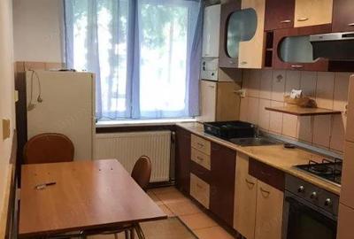 Apartament cu 2 camere decomandat în Drumul Taberei