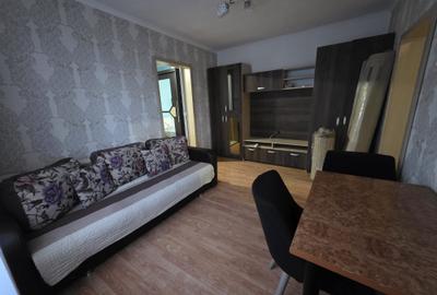 Apartament cu 2 camere semidecomandat în Micro 19 - 2