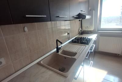 Apartament cu 2 camere decomandat, mobilat în Tomis Plus - 11