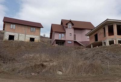 Casă cu 6 camere cu Teren 700 Mp în Șura Mare - 9