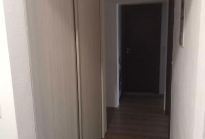Apartament cu 4 camere decomandat în Ștrand - 3