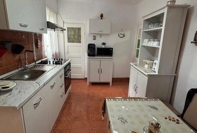 Casa primitoare in Bu?teni, cartierul Zamora zona A - 3