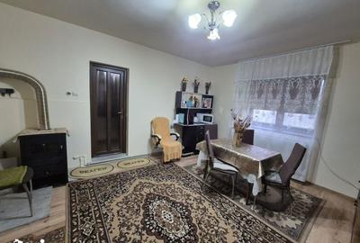 Casă cu 3 camere cu Teren 2800 Mp în Sânmihaiu Almașului - 12