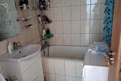 Apartament cu 2 camere semidecomandat, mobilat în 1 Mai - 6