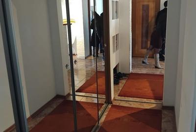 Apartament cu 3 camere decomandat în Central - 3