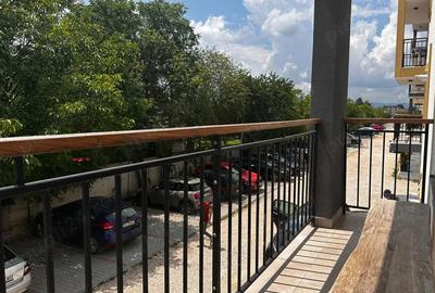 Apartament cu 3 camere decomandat în Bartolomeu - 6