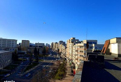 Apartament cu 4 camere decomandat în Central - 1