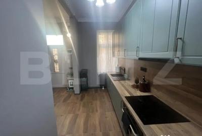 Apartament cu 2 camere semidecomandat, mobilat în Central