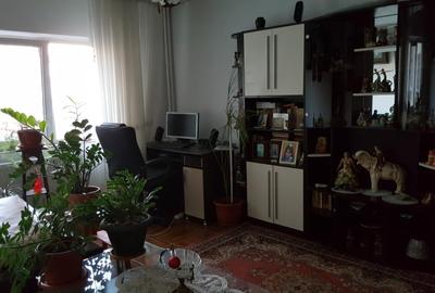 Apartament cu 4 camere decomandat, mobilat în Sebastian - 10