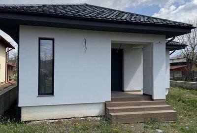 Casă cu 3 camere în Central - 2