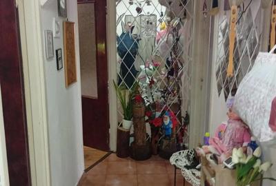 Apartament cu 3 camere decomandat în Exterior Vest - 1