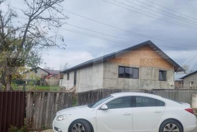 Casă cu 3 camere cu Teren 900 Mp în Drăgănești - 6