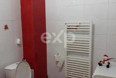 Apartament cu 2 camere semidecomandat în Florești