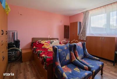 Casă cu 4 camere cu Teren 455 Mp în Sântandrei