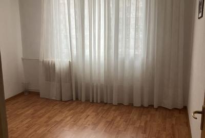 Apartament cu 3 camere în Dristor - 4