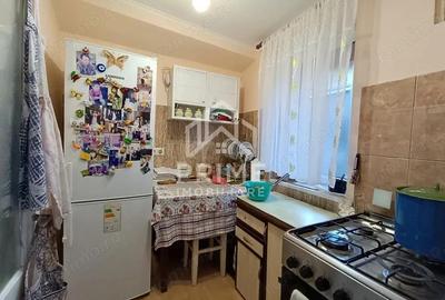 Casă cu 4 camere cu Teren 632 Mp în Central - 10