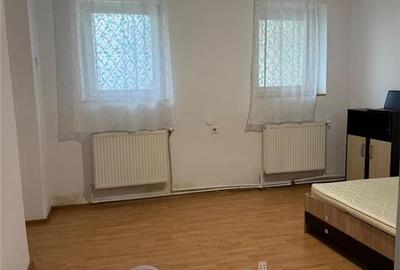 Garsonieră decomandată în Copou - 2