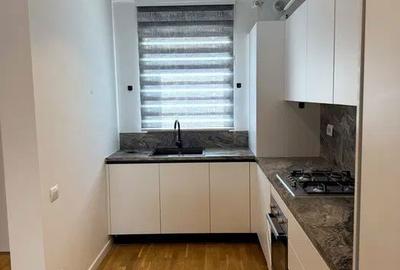 Casă cu 5 camere cu Teren 110 Mp în Central