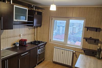 Apartament cu 3 camere decomandat în Titan - 1