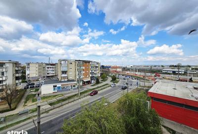 Apartament cu 3 camere decomandat în Aradul Nou - 2