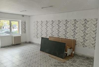 Spațiu comercial, de 31 mp, în Central - 5
