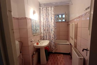 Apartament cu 3 camere semidecomandat, mobilat în Tătărași - 7