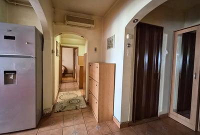 Apartament cu 3 camere decomandat, mobilat în Boema - 7