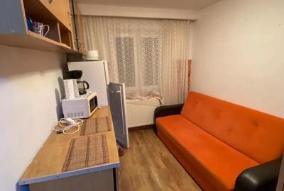 Garsoniera de inchiriat -200 Euro- Zona Dambovi?a - 3