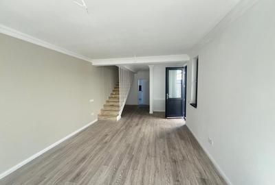 Duplex cu 3 camere cu Canalizare în Sânpetru - 1