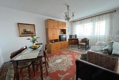 Apartament cu 2 camere decomandat în Republicii - 2