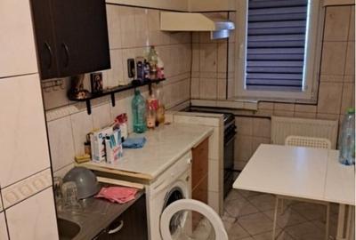 Garsonieră decomandată, mobilată în Baba Novac