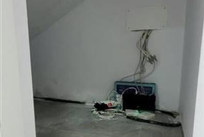 Trei spatii comerciale cu vitrina,Selimbar, str. Triajului - 9