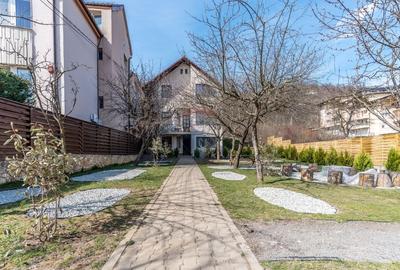 Casă cu 7 camere cu Teren 700 Mp în Grigorescu - 2