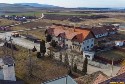 Spațiu comercial, de 9,000 mp, în Central - 10