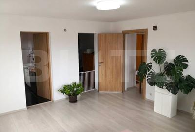 Casa spatioasa cu 6 camere si 3 bai - confort si intimitate Casa spatioasa cu 6 camere si 3 bai - confort si intimitate - 2