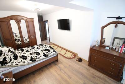 Apartament cu 3 camere în Central - 3