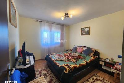 Casă cu 5 camere cu Teren 500 Mp în Tomești - 1