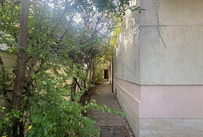 Teren de l Zona Expozitiei Agronomie l Teren de l Zona Expozitiei Agronomie l - 16