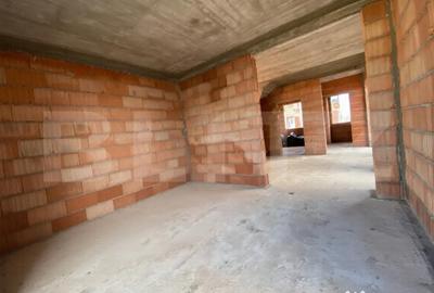 Casă cu 3 camere cu Teren 250 Mp în Moșnița Veche - 6