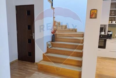 Duplex modern de inchiriat  cu 5 camere in Floresti Duplex modern de inchiriat  cu 5 camere in Floresti - 9