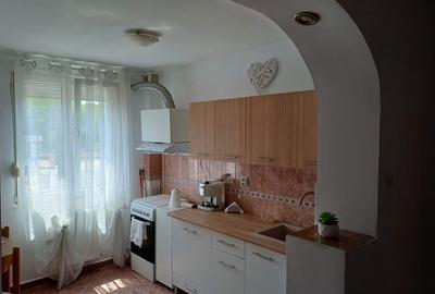 Drumul Taberei, inchiriere 3 camere, Bl stradal - 17