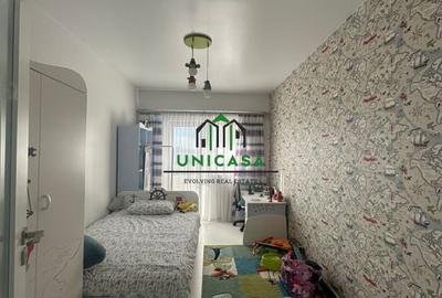 Apartament 4 camere - tip Penthouse - Zona 1 Mai - 23