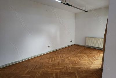 Casă cu 6 camere în Aradului - 17
