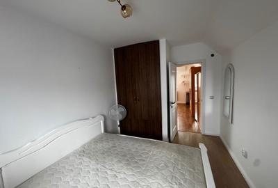 Casă cu 4 camere în Ipotești - 1