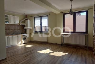 Duplex cu 4 camere cu Teren 227 Mp în Piața Cluj - 1