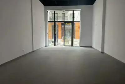 Spațiu comercial, de 84 mp, în Central - 6