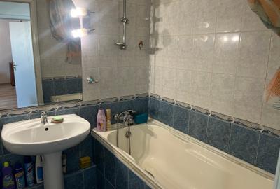 Garsoniera spatioasa langa metrou - Brancoveanu/ Spacious Studio near the Metro - 12