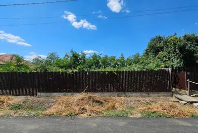 Casă cu 4 camere cu Teren 909 Mp în Central - 6